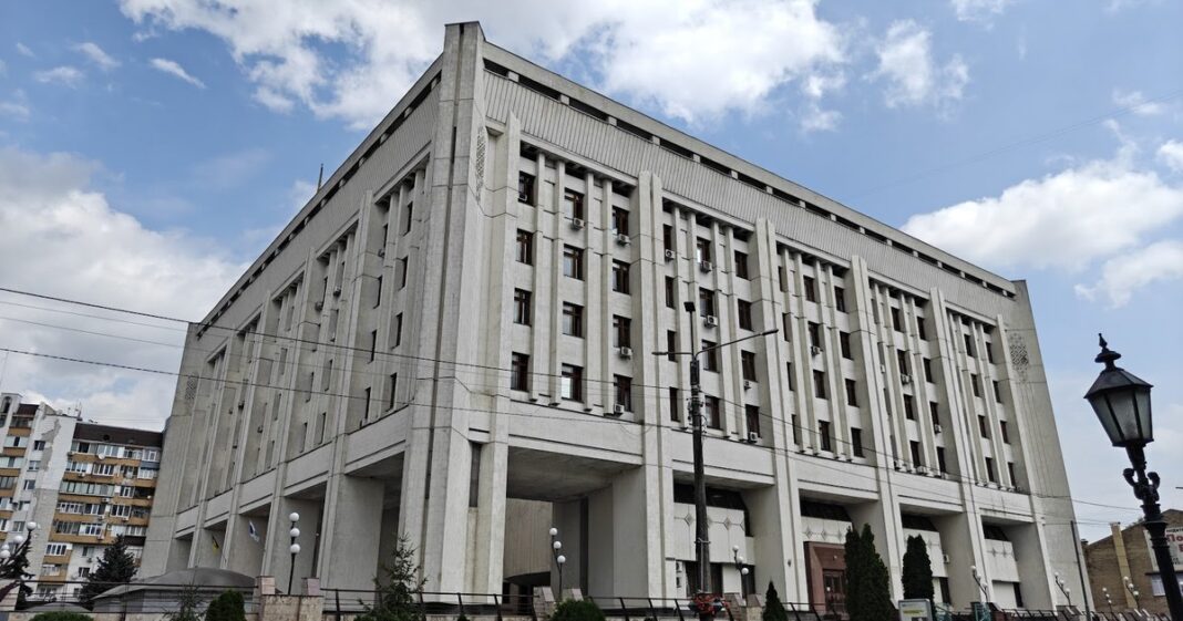 Здание: Налоговая в Черкассах