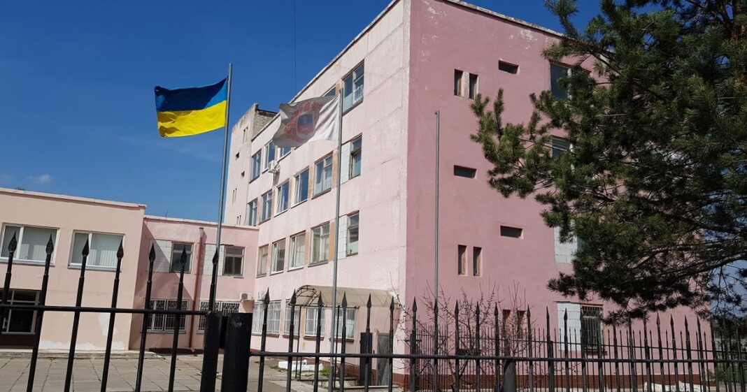 Будівля: Теплокомуненерго в Черкасах («Черкаситеплокомуненерго»)